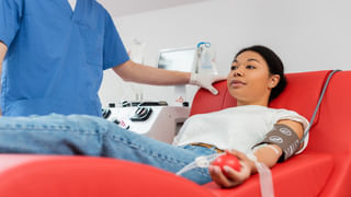 Skin care Tips: పొరపాటున కూడా రోజ్ వాటర్‌లో వీటిని కలపకండి.. మీ చర్మం పాడైపోతుంది