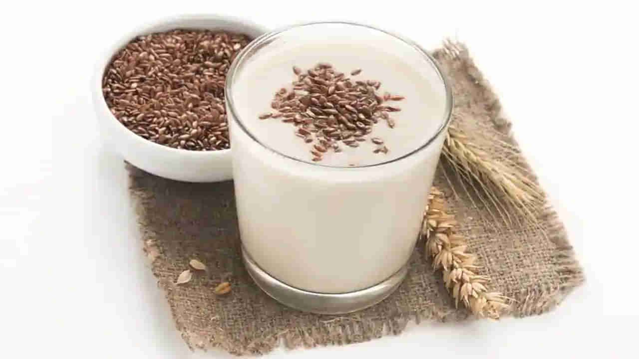 Flax Seed Benefits: ఈ గింజల పొడిని పాలల్లో కలిపి రోజుకు రెండుసార్లు త్రాగండి.. అనేక ఆరోగ్య ప్రయోజనాలు మీ సొంతం..