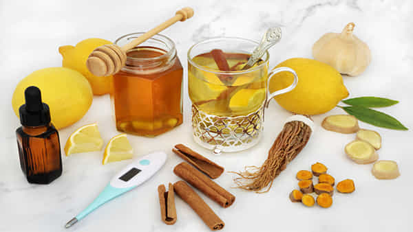 Home Remedies for Cold: వర్షాకాలంలో వచ్చే జలుబు, దగ్గుకు చెక్ పెట్టండిలా..! ఈ పొడిని తేనెలో కలుపుకుని తాగితే..