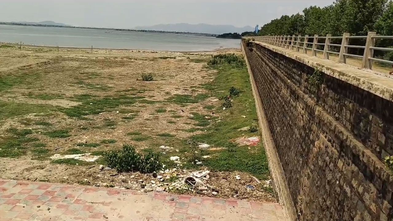 ఆ ప్రాజెక్టులో అడుగంటిన నీటి నిల్వలు.. ప్రస్తుతం సాగుకే కాదు తాగునీటి కటకట తప్పట్లేదు..