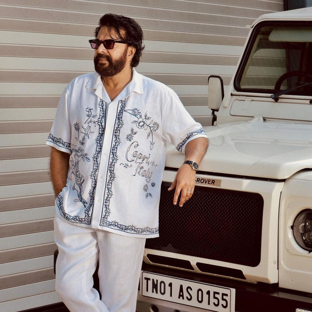 స్టార్‌డమ్‌ చూసుకుని గొప్పలు పోవడం తనకు ఇష్టం లేదని అంటున్నారు మమ్ముట్టి. అంతే కాదు, మనిషి పోయిన పదీ, పదిహేను ఏళ్ల తర్వాత ఎవరికీ గుర్తుండరని అంటున్నారు. ఎంత గొప్ప గొప్ప నటులనైనా భావి తరాలు ఎన్నేళ్లు గుర్తుపెట్టుకుంటాయో చెప్పండి అని సున్నితంగా ప్రశ్నిస్తున్నారు ఈ స్టార్‌.  