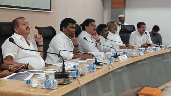 రేషన్ అక్రమాలకు అడ్డాగా ఆ పోర్ట్.. మంత్రి నాదెండ్ల స్పెషల్ ఫోకస్..