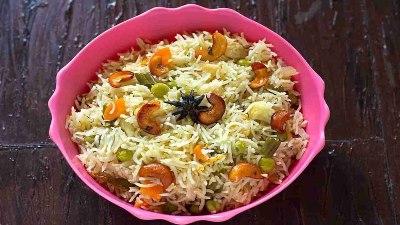 Vegetable Rice: రుచిగా తినాలి అనుకుంటే.. ఇలా వెజిటబుల్ రైస్ చేయండి..