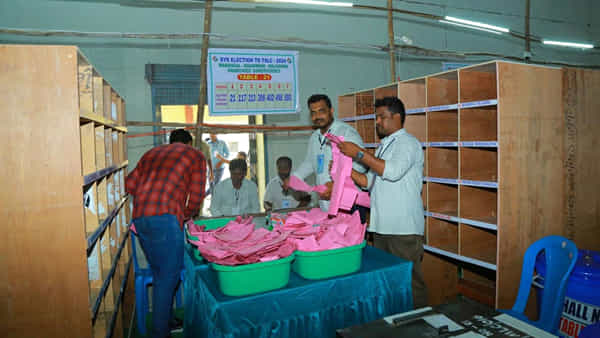 Telangana: రెండో రోజూ కొనసాగుతున్న ఎమ్మెల్సీ ఎన్నికల కౌంటింగ్.. ఆధిక్యంలో ఎవరంటే..