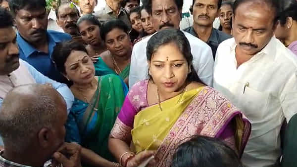 యువతిపై దారుణం.. అత్యాచారం, హత్య కేసులో సీఎం సీరియస్.. రంగంలోకి హోం మంత్రి..