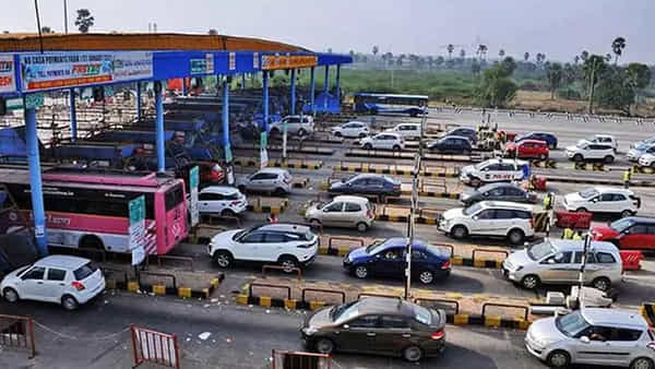 New Toll Charges 2024: వాహనదారులకు బిగ్ అలర్ట్.. పెరిగిన టోల్ ఛార్జీలు.. ఏ వాహనానికి ఎంత ధర అంటే..!
