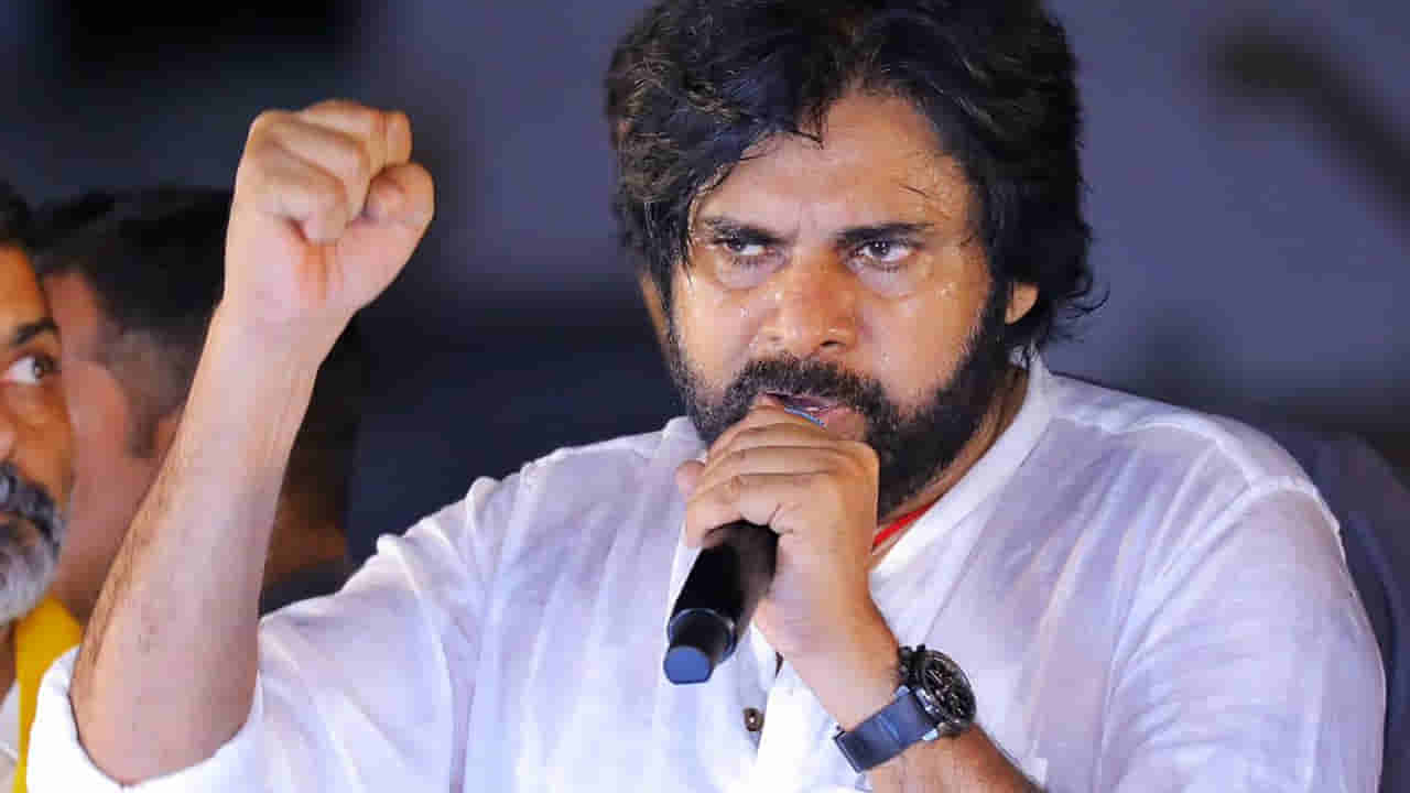 Pawan Kalyan: ఆ విషయంలో ప్రజలు నన్ను చొక్కా పట్టుకొని నిలదీయాలి.. పవన్ కళ్యాణ్