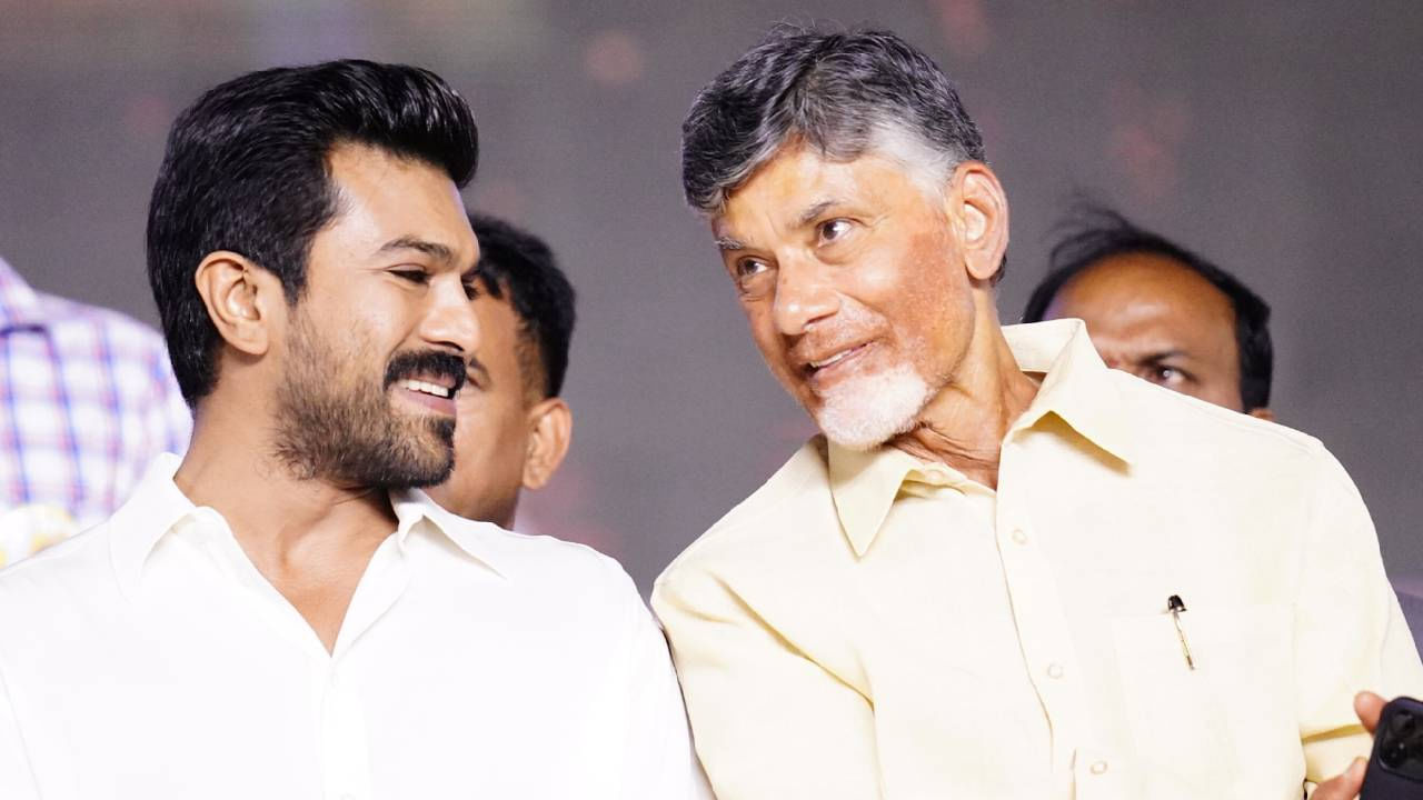 Ramcharan: మెగా ఫ్యాన్స్ కాలర్ ఎగరేసుకునే న్యూస్.. చంద్రబాబు ప్రమాణ స్వీకారానికి చరణ్ బాబు