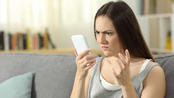 Recharge plan: వొడాఫోన్ కూడా పెంచేసింది.. టెలికం కంపెనీల బాదుడు..