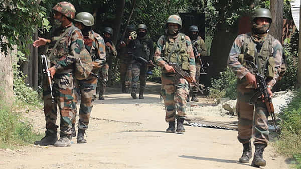 Sopore Encounter: బారాముల్లాలో భద్రతా బలగాలు, ఉగ్రవాదుల మధ్య ఎన్కౌంటర్.. ఇద్దరు ఉగ్రవాదులు హతం