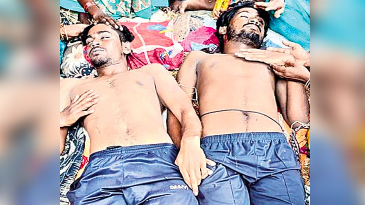 Andhra Pradesh: అయ్యో పాపం..! ఒకరిని రక్షిద్దామని ఇంకొకరు.. ప్రాణాలు విడిచిన స్నేహితులు..!