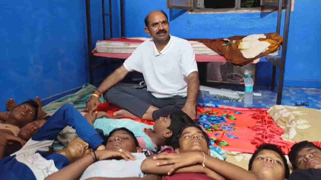 అప్పుడే డ్యూటీ మొదలు పెట్టేసిన ఆ ఎంపీ.. అర్థరాత్రి అకస్మిక తనిఖీ..