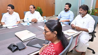 Telangana: అక్కడ వర్షం వస్తే భయం భయం.. అగమవుతున్న విద్యార్థుల చదువులు..