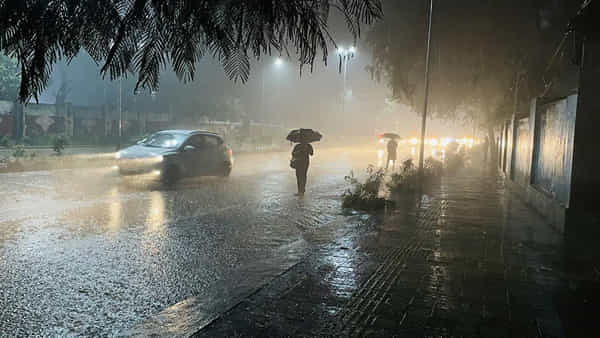 TG Rain Alert: తెలంగాణ అంతటా విస్తరించిన రుతుపవనాలు.. ఇవాళ 16 జిల్లాల్లో కుండపోత! పిడుగులుపడే ఛాన్స్
