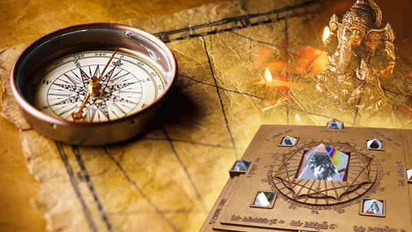 Vastu Tips For Home: వాస్తు దోషాలున్నాయా.. ఏ దిక్కు దోషం తొలగాలంటే ఏ దేవుడిని పూజించాలంటే