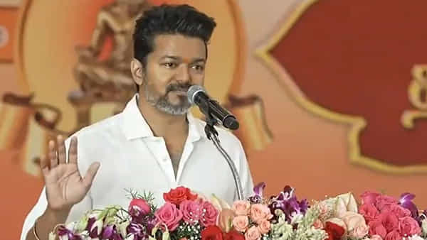 Vijay: డ్రగ్స్ మాఫియా రాజ్యమేలుతోంది.. తమిళ్ హీరో విజయ్ సంచలన వ్యాఖ్యలు..