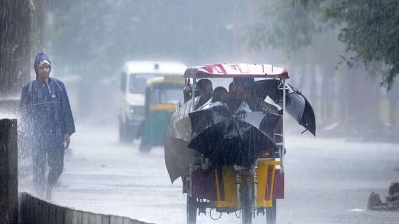 Rain Alert: చల్లని కబురు.. వచ్చే 5 రోజులు ఈదురు గాలుతో కూడిన భారీ వర్షాలు.. ఎల్లో అలర్ట్ జారీ