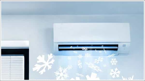 AC Problem: వర్షాకాలంలో ఈ చిన్న పొరపాటుతో ఏసీలో సమస్య.. ఈ సీజన్లో ఏసీ ఏ ఉష్ణోగ్రతలో ఉంచాలి?