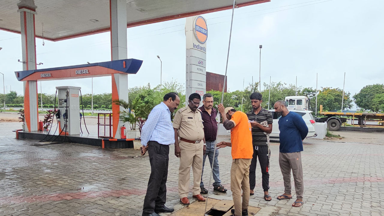 బంక్ ఓనర్.. ప్లాంట్ ఓనర్.. ఒక్కరే.. ఇది మామూలు దందా కాదుగా.. గుజరాత్ నుంచి క్రూడ్ ఆయిల్ తెప్పించి..