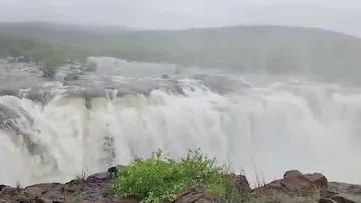 Bogatha Waterfall: భారీ వర్షాలు.. పరవళ్లు తొక్కుతోన్న బొగత.. వీడియో Bogatha Waterfall: భారీ వర్షాలు.. పరవళ్లు తొక్కుతోన్న బొగత.. వీడియో