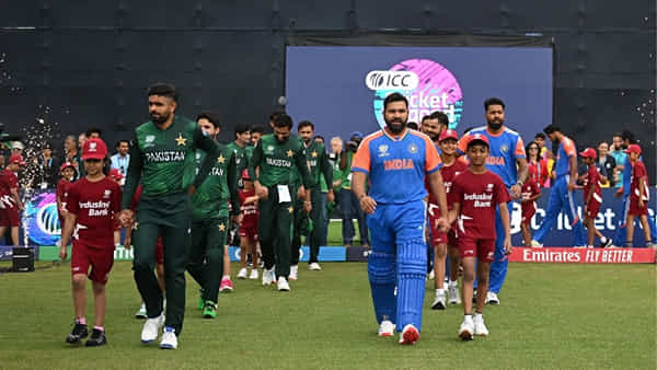 IND Vs PAK: దాయాదుల పోరుకు డేట్ ఫిక్స్.. ఛాంపియన్స్ ట్రోఫీలో భారత్, పాక్ మ్యాచ్ జరిగేది ఎప్పుడంటే.?