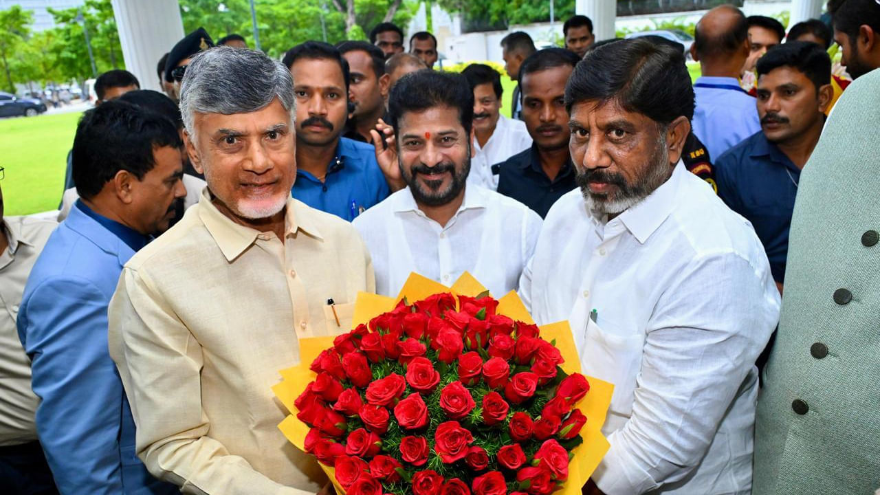 ఉమ్మడి ఏపీ విభజన జరిగి పదేళ్లు పూర్తయినా కూడా.. అనేక కీలకాంశాలు ఇంకాపెండింగ్‌లో ఉండిపోయాయి. అధికారుల స్థాయిలో కొన్నిసార్లు చర్చలు జరిగినా చాలా విషయాలు ఇంకా కొలిక్కి రాలేదు. ఈ నేపథ్యంలో ముఖ్యమంత్రుల భేటీ సందర్భంగా ఉమ్మడిగా తొమ్మిది ఎజెండా అంశాలను ఖరారు చేశారు.