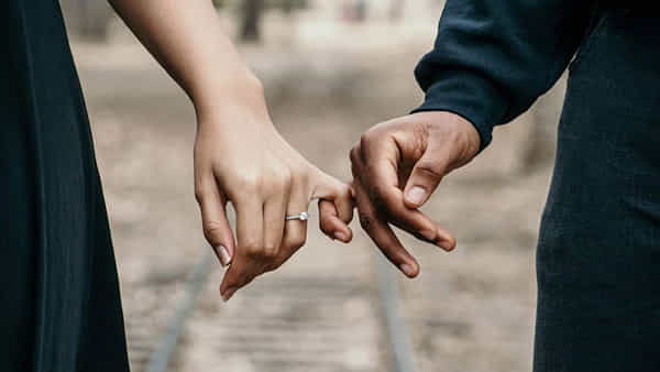 ఆమె టీచర్.. వీడు డ్రైవర్.. నమ్మించి సహజీవనం చేశాడు.. చివరకు ఏం జరిగిందంటే..