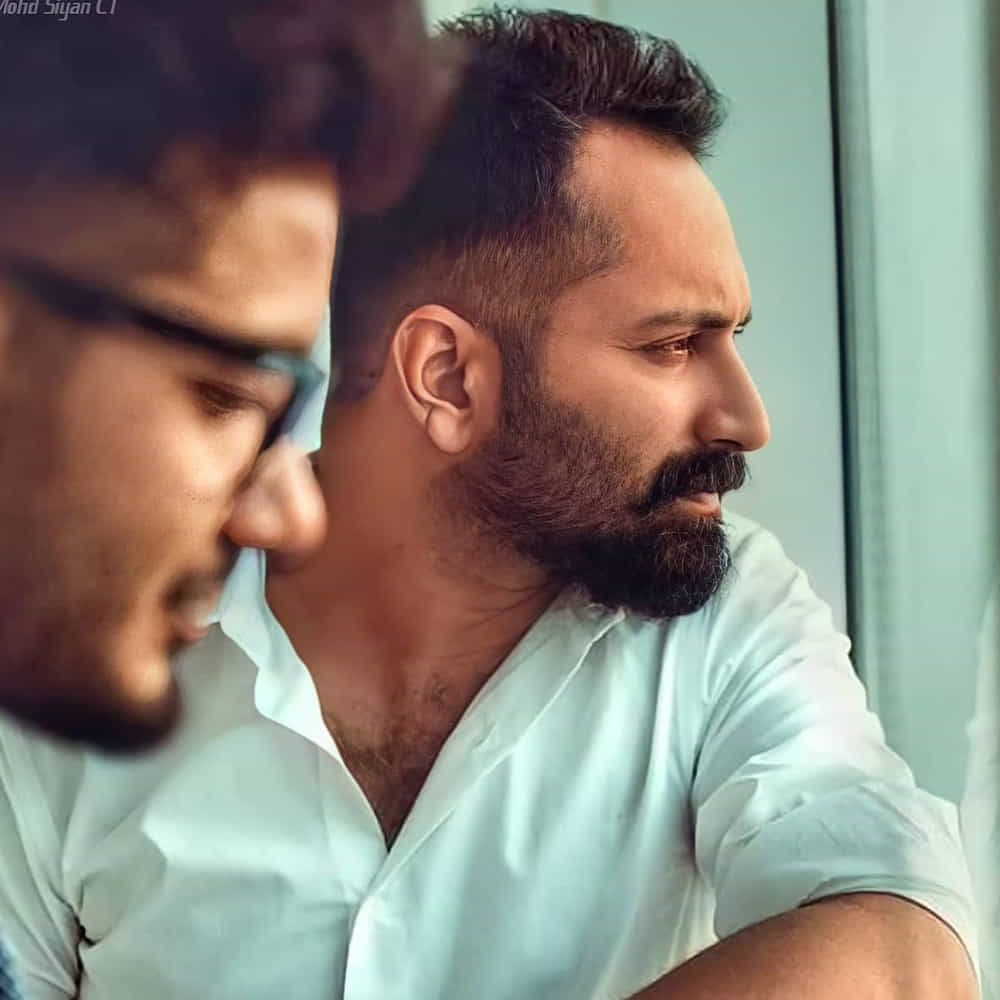 యంగ్‌స్టర్స్ లో దుల్కర్‌తో పాటు పృథ్విరాజ్‌ సుకుమారన్‌, ఫాహద్‌ కూడా తెలుగు మీద బాగా ఫోకస్‌  చేస్తున్నారు. సీనియర్లలో మమ్ముట్టి, మోహన్‌లాల్‌ టాలీవుడ్‌ టచ్‌ పోకుండా  చూసుకుంటున్నారు. తమకు సెట్‌ అయ్యే కథ కాలింగ్‌ బెల్‌ నొక్కితే, పర్ఫెక్ట్ గా రియాక్ట్ అవుతున్నారు ఈ ఆర్టిస్టులు. రోల్‌ మెయిన్‌ అయినా, సైడ్‌ అయినా... నో చెప్పకుండా పెర్ఫార్మ్ చేస్తున్నారు ఈ స్టార్స్. 