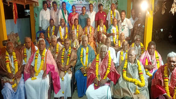 ఇది మామూలు రిటైర్మెంట్ ఫంక్షన్ కాదు.. అన్నదాతలకు అరుదైన గౌరవం..!