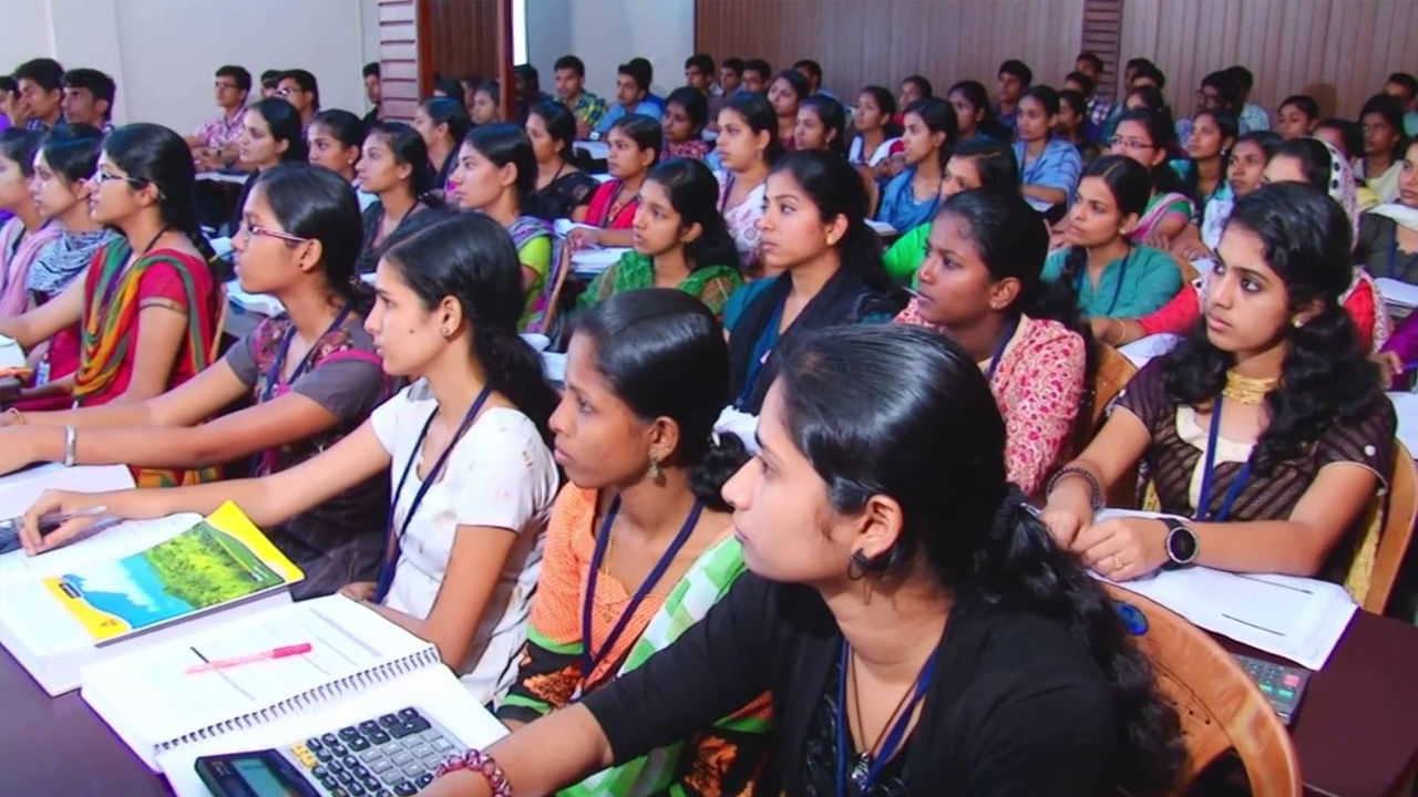 Free Coaching for TGPSC Group 1 Mains: గుడ్న్యూస్.. తెలంగాణ గ్రూప్ 1 మెయిన్స్ అభ్యర్ధులకు ఉచిత కోచింగ్.. ఎక్కడంటే