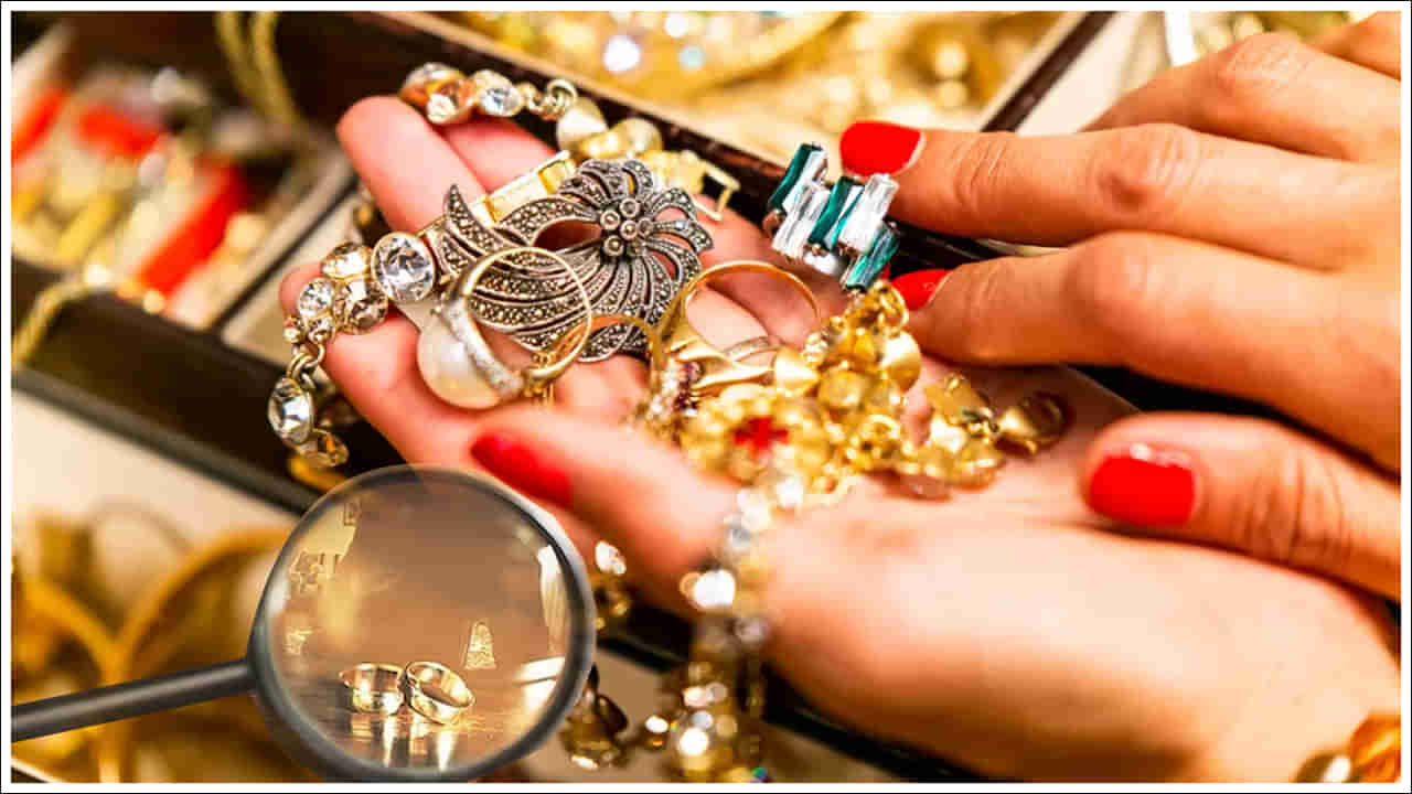 Fake Gold Jewelry: మీ బంగారు అభరణాలు నకిలీవా? ఒరిజినలా? ఇలా సులభంగా గుర్తించండి!