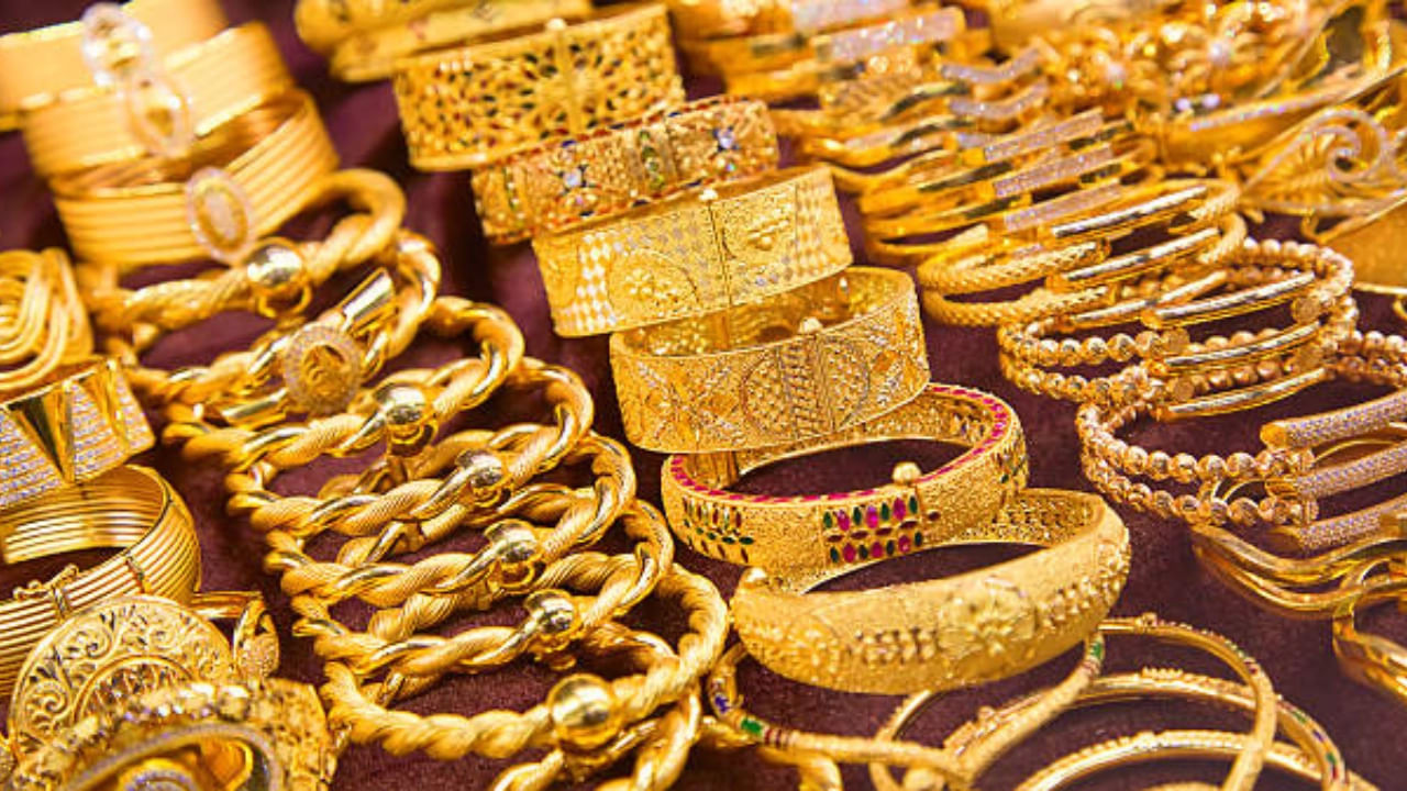 Gold Price Today: షాకిచ్చిన బంగారం ధర.. మంగళవారం తులం ఎంత పెరిగిందంటే?