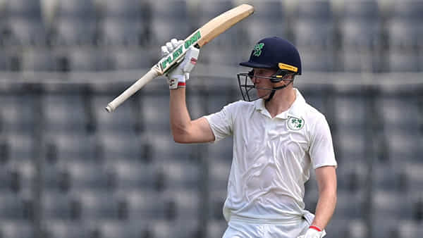 Umpire Decision: అంపైర్ నిర్ణయంపై ఆగ్రహం.. వేలు చూపిస్తూ, క్రీజు వీడని క్రికెటర్.. కట్చేస్తే.. బిగ్ షాకిచ్చిన ఐసీసీ