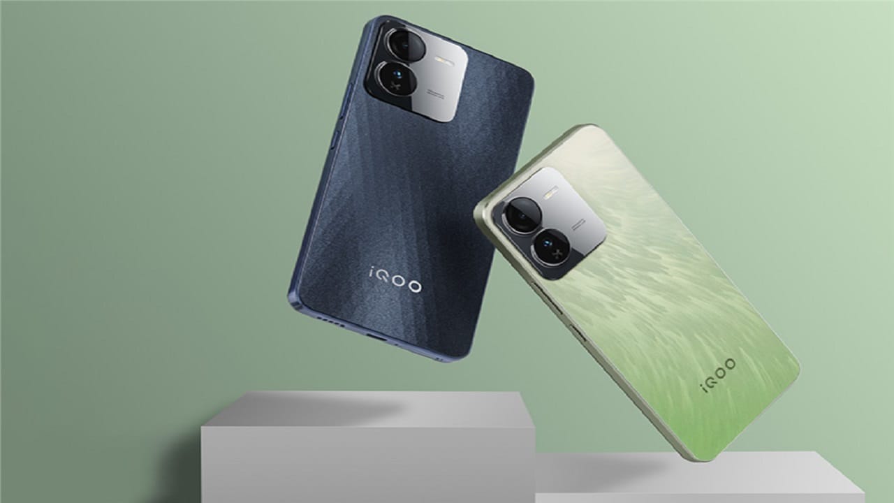 ఇటీవల విడుదలైన ఐక్యూ జెడ్ 9 లుక్స్ పరంగా యువతను అమితంగా ఆకర్షిస్తుంది. మీడియా టెక్ డైమెన్సిటీ 7200 చిప్‌సెట్‌ ఆధారంగా పని చేసే ఈ ఫోన్ 2.8 జీహెచ్‌జెడ్ క్లాక్ స్పీడ్‌తో మల్టీ టాస్కింగ్ విధులు సమర్థంగా నిర్వహిస్తుంది. ఈ ఫోన్ గేమర్లు అధికంగా ఇష్టపడుతున్నారు. 50 ఎంపీ ప్రైమరీ కెమెరాతో, 16 ఎంపీ సెల్ఫీ కెమెరాతో వచ్చే ఈ ఫోన్ ధర ప్రస్తుతం రూ.19,998గా ఉంది. 
