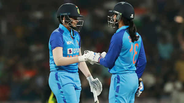 INDW vs PAKW: తొలి మ్యాచ్లో సత్తా చాటిన భారత మహిళలు.. చిత్తుగా ఓడిన పాక్..