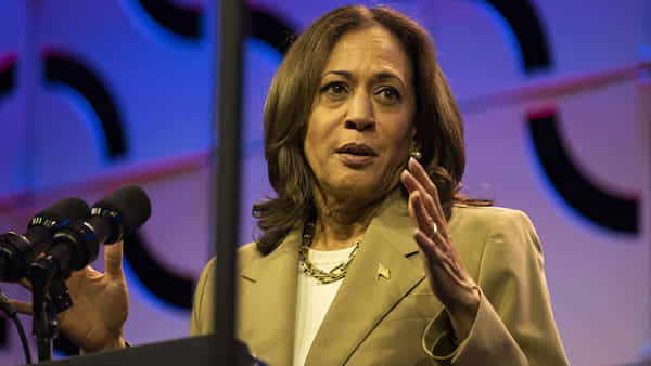 Kamala Harris: బైడెన్ వద్దు బాబోయ్.. కమలా హారిస్ వైపే మెజారిటీ డెమొక్రాట్లు..!