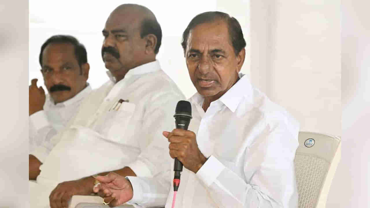 KCR: కాంగ్రెస్‌ ప్రభుత్వంపై తిరుగుబాటు ఖాయం.. టార్చ్ లైట్ పట్టుకొని జనమే వస్తారు.. కేసీఆర్ సంచలన వ్యాఖ్యలు..