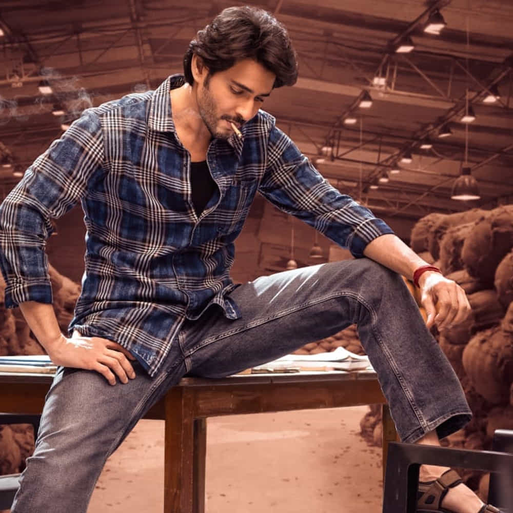 ఈ ఏడాది కూడా అలాంటి గిఫ్టే రెడీ అవుతుందని అనుకున్నారు. కానీ ఆ రోజు రానే వచ్చింది. ఏ మాత్రం సర్‌ప్రైజ్‌ చేయకుండా వెళ్లిపోయింది. ఆగస్టు 9న మహేష్‌ పుట్టినరోజుకైనా ఏదో ఒకటి ఇవ్వకపోతారా? అని ఎదురుచూపులు కనిపించాయి.