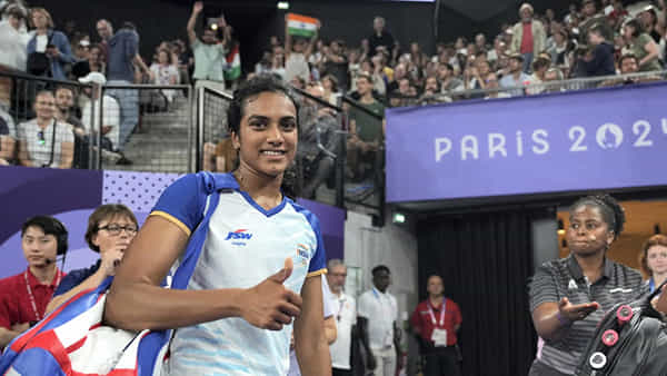 PV Sindhu: వేట ప్రారంభం.. పారిస్ ఒలింపిక్స్లో పీవీ సింధు శుభారంభం.. తొలి మ్యాచ్లో అలవోక విజయం