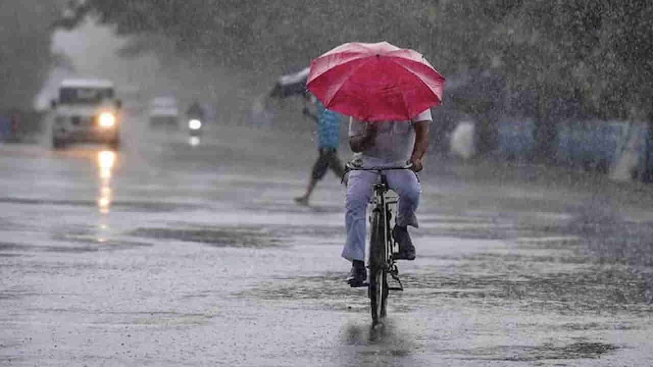 Rain Alert: తెలుగు రాష్ట్రాల్లో కుండపోత వానలు.. ఈ నెల 19న బంగాళాఖాతంలో మరో అల్పపీడనం.. అధికారులు అలర్ట్‌