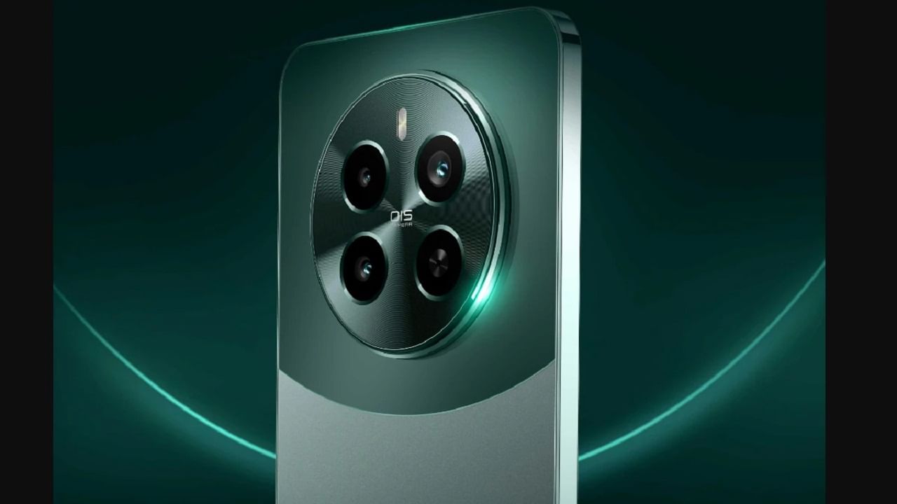 ఎక్కువ ఖర్చు లేకుండా మల్టీ టాస్క్ చేయాలనుకునే యువతను రియల్ మీ నార్జో 70 ప్రో 5 జీ ఫోన్ అధికంగా ఆకర్షిస్తుంది. ప్రత్యేక వీసీ కూలింగ్ సిస్టమ్‌తో వచ్చే ఈ ఫోన్‌ గేమర్లు బాగా ఇష్టపడుతున్నారు. 6.67 అంగుళాల డిస్‌ప్లేతో 8 జీబీ + 128 జీబీ వేరియంట్, మీడియా టెక్ డైమెన్సిటీ 7050 ప్రాసెసర్‌తో ఈ ఫోన్ పని చేస్తుంది. ఈ ఫోన్ ధర ప్రస్తుతం రూ.17,998గా ఉంది. 
