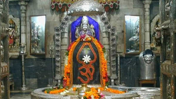 Somnath Temple: చంద్రుడిని శాప విముక్తి చేసిన జ్యోతిర్లింగ క్షేత్రం.. శివయ్యను పూజిస్తే చంద్ర దోష నివారణ
