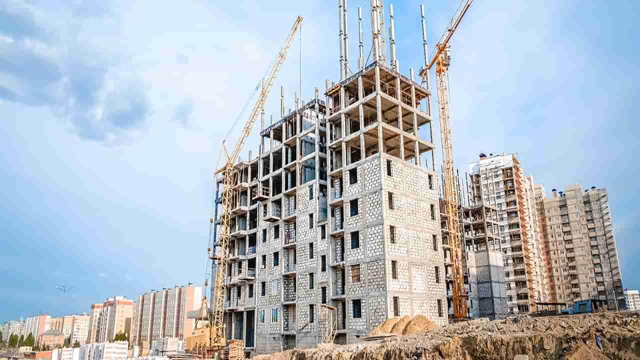 Under Construction Property: అండర్ కన్‌స్ట్రక్షన్ ప్రాపర్టీ కొనుగోలులో ఆ తప్పులు చేస్తున్నారా..? ఈ టిప్స్ పాటిస్తే బోలెడంత మనీ సేవ్