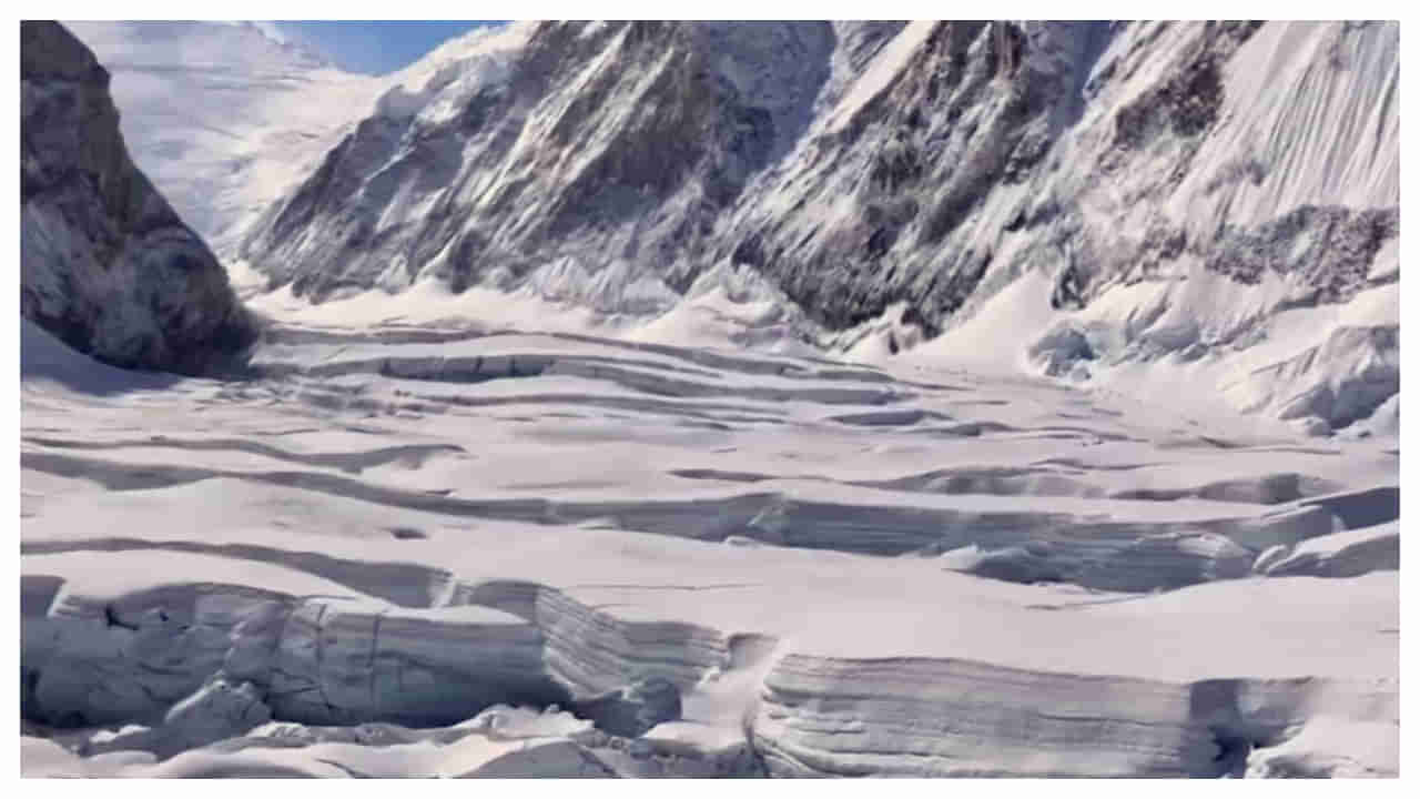 Vira Video: ఎవరెస్టు శిఖరంపైన ఎలా ఉంటుందో తెలుసా.. మైండ్ బ్లాకే..