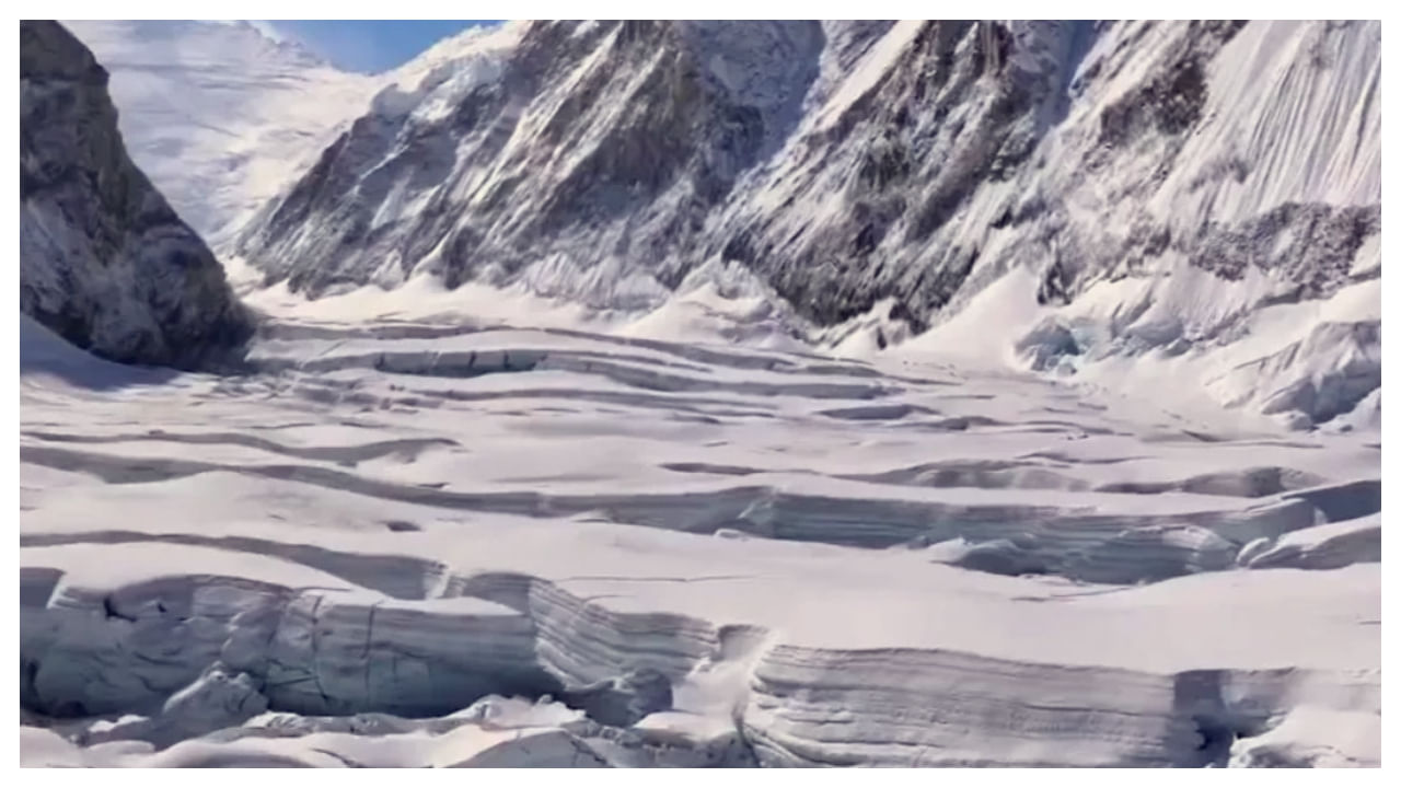 Vira Video: ఎవరెస్టు శిఖరంపైన ఎలా ఉంటుందో తెలుసా.. మైండ్ బ్లాకే..