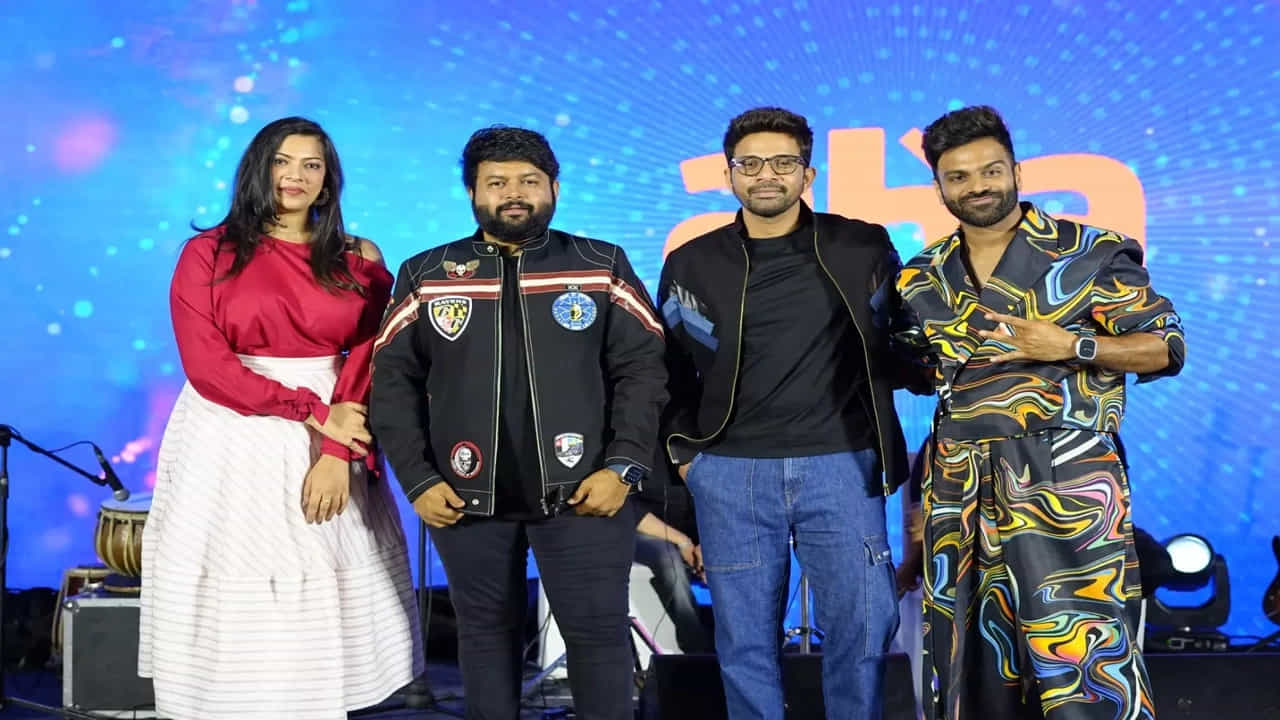 టాప్ ఫైవ్ స్థానాల కోసం జరుగుతున్న స్వర యుద్ధం... నెక్స్ట్ గ్లోబల్ సింగింగ్ స్టార్ ఎవరు? అంటూ విడుదలైన.. ఆహా తెలుగు ఇండియన్ ఐడల్ సీజన్ త్రీ లేటెస్ట్ ప్రోమో.. ఎపిసోడ్ మీద అంచనాలు పెంచేస్తోంది.