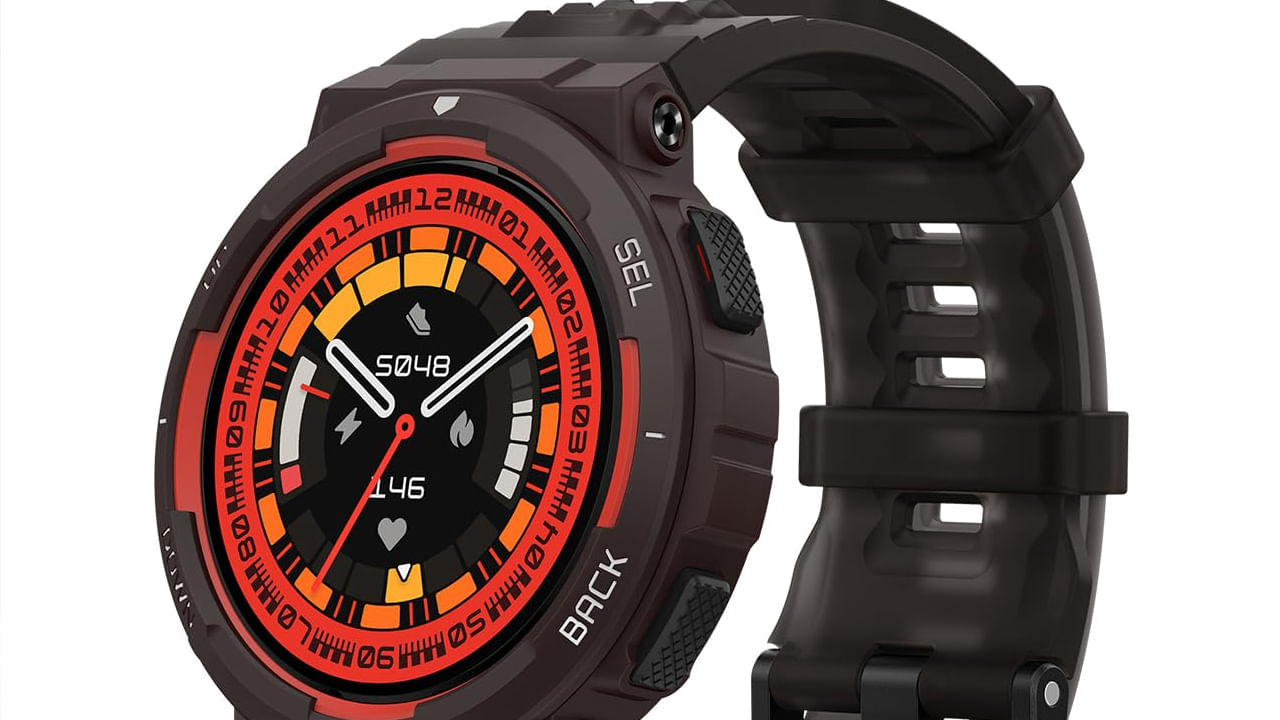 Amazfit Active Edge Smart Watch: ఈ స్మార్ట్ వాచ్ అసలు ధర రూ. 19,999కాగా ప్రస్తుతం 50 శాతం డిస్కౌంట్తో రూ. 9,999కి లభిస్తోంది. ఈ స్మార్ట్ వాచ్ ఫీచర్ల విషయానికొస్తే ఇందులో.. 10 ఏటీఎమ్ వాటర్ రెసిస్టెంట్, ఏఐ హెల్త్ కోచ్ ఫర్ జిమ్ వంటి ఫీచర్లను అందించారు.