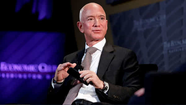 Jeff bezos: ఒక్క రోజులోనే రూ. లక్ష కోట్లకుపైగా లాస్..