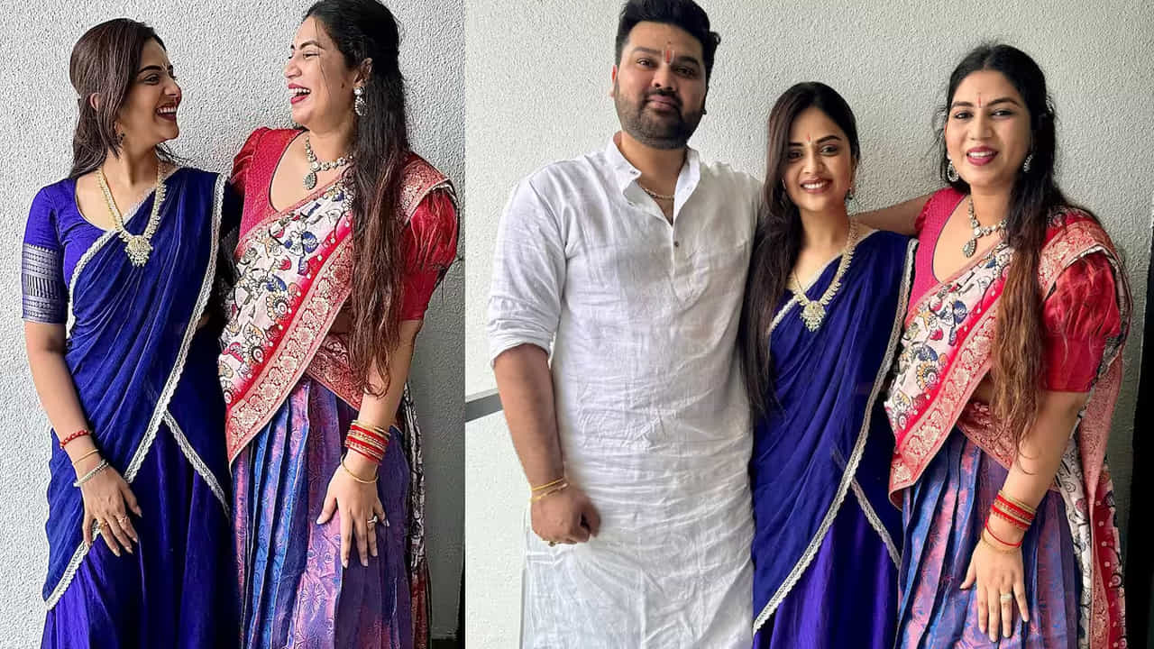 అంతకు ముందు తొలిసారి మెట్ల మార్గంలో కాలి నడకన తిరుమలకు చేరుకుంది శ్రీముఖి. ఈ ఫొటోలను కూడా సామాజిక మాధ్యమాల్లో షేర్ చేసింది బుల్లితెర రాములమ్మ.