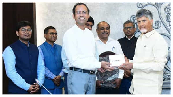 దేశంలోనే మొట్టమొదటి మంకీపాక్స్ ఆర్టీపీసీఆర్ కిట్.. ఆవిష్కరించిన ఏపీ సీఎం చంద్రబాబు